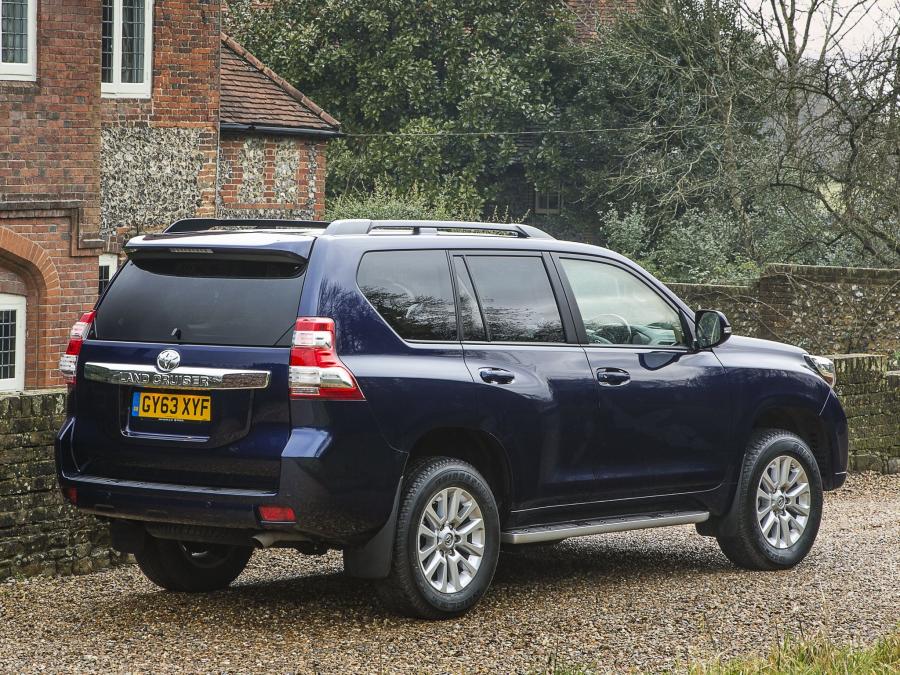  Toyota Land Cruiser 2014 года  (UK) (фото 12 из 16)